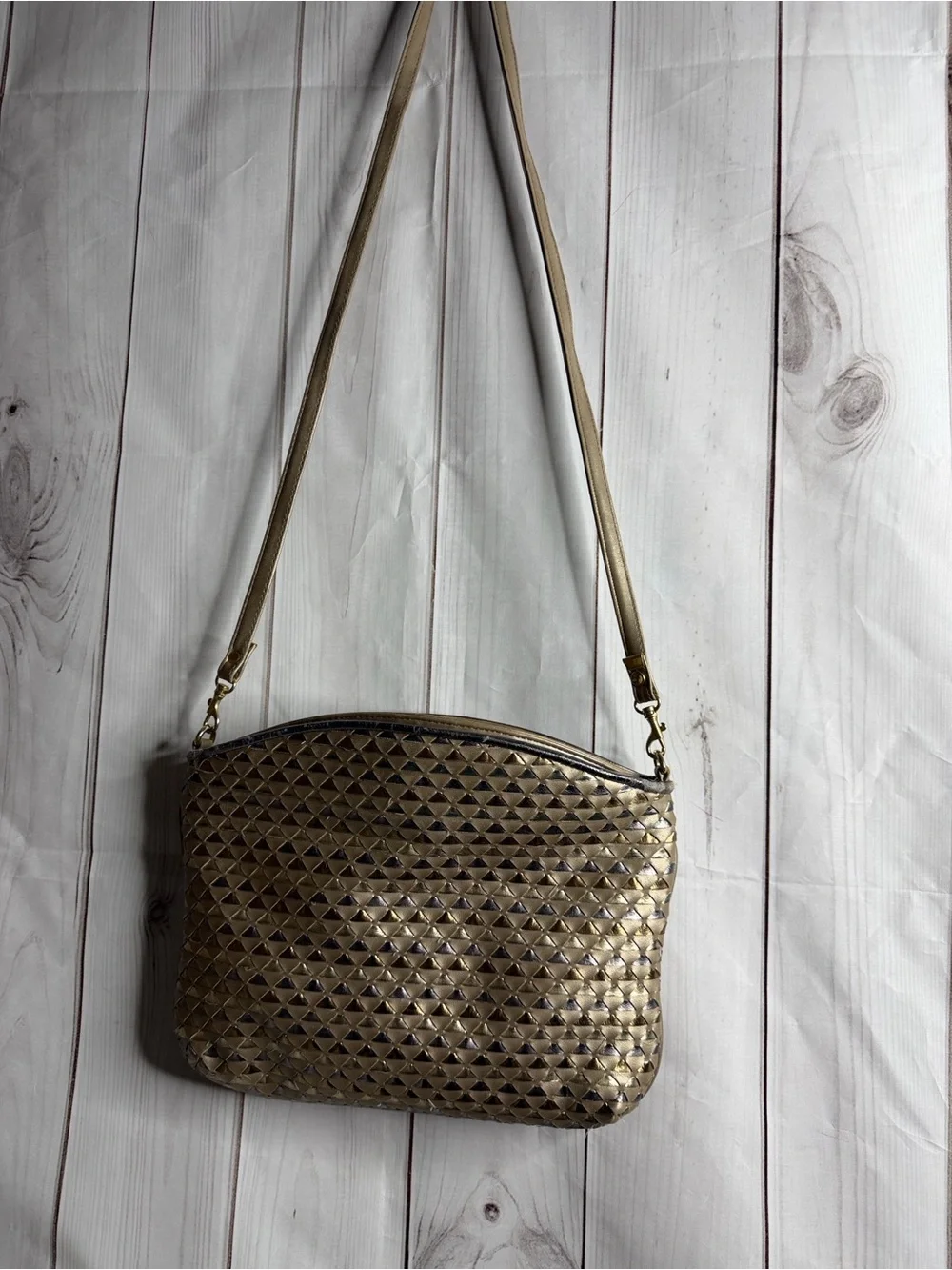 Vintage Metallic Warren Reed crossbody